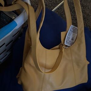Elegant Yellow Leather Shoulder Bag